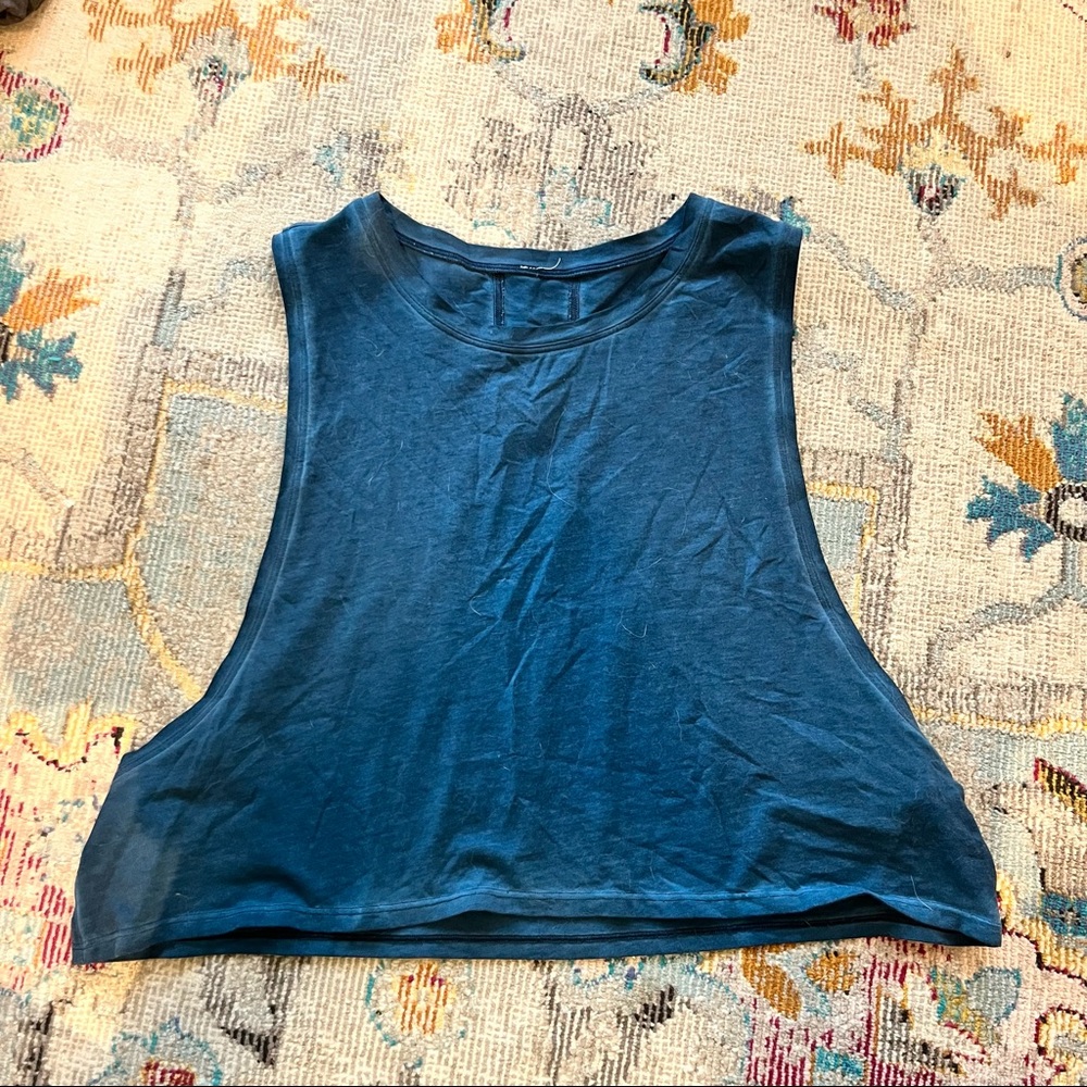 Cropped Lululemon Tank